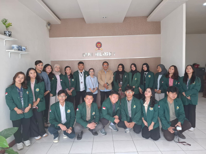 Mahasiswa FH USU Melakukan Study Visit di Kantor KPPU Kanwil I